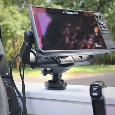 Lowrance priedai, dalys